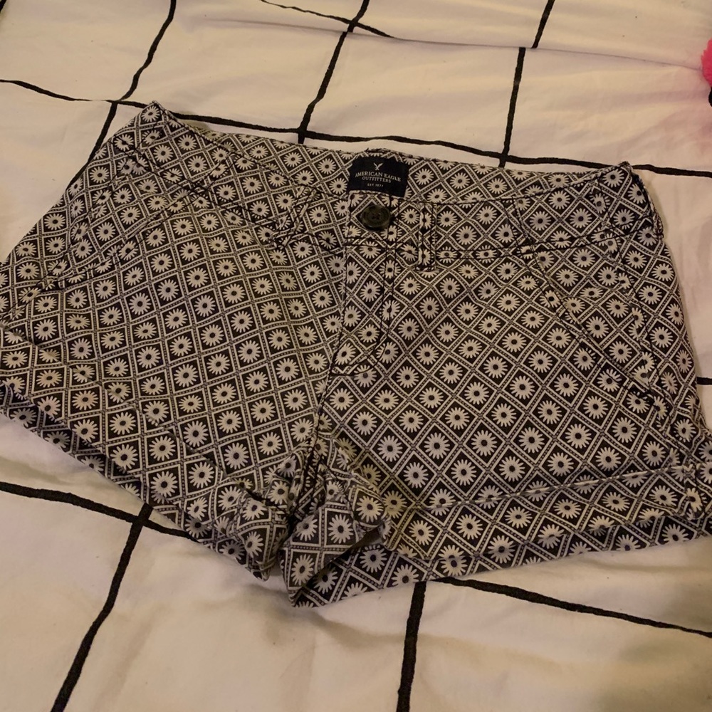 B&W American Eagle shorts